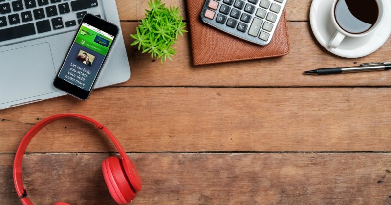 The Pros and Cons of Being a Professional Blogger