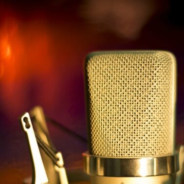 How to make money as a voice over actor
