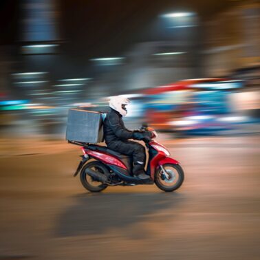 DoorDash vs. Uber Eats Driver